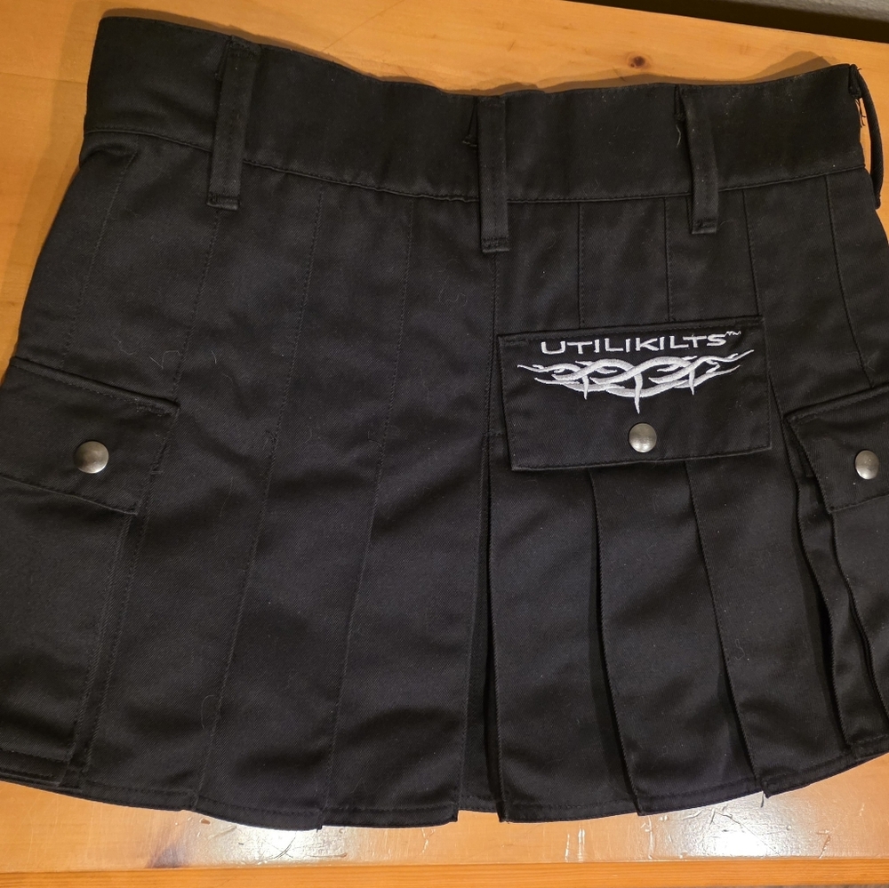 Utilikilt Black Mini Skirt